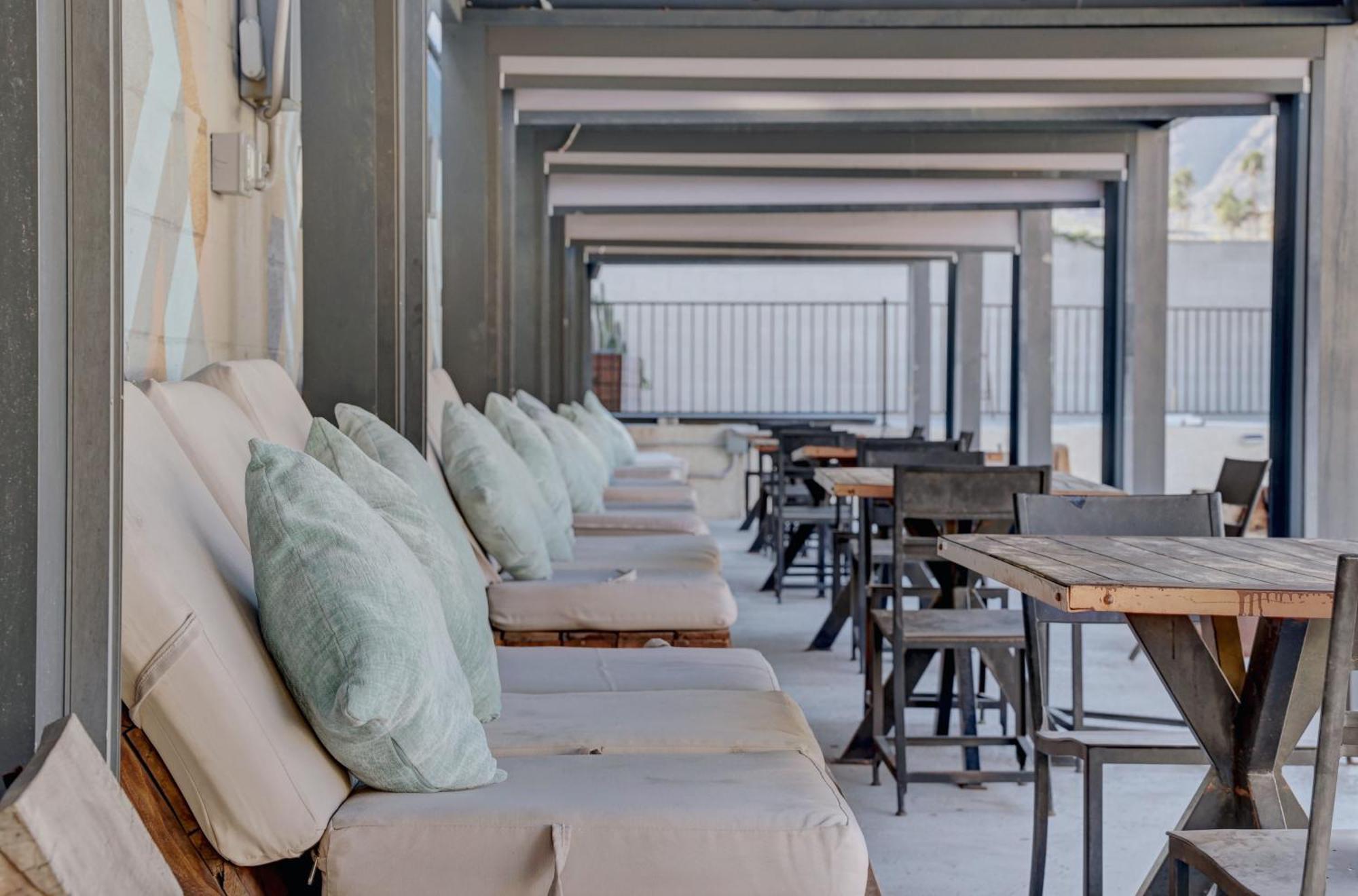 The Infusion Beach Club Палм Спринг Екстериор снимка